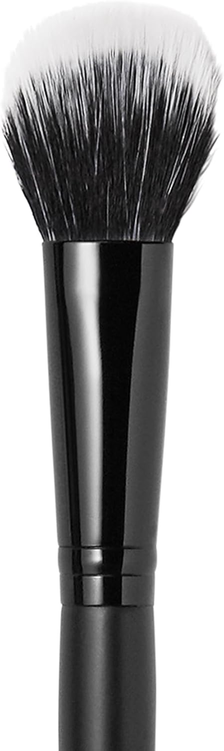 e.l.f. Cosmetics Putty Blush Brush, Vegan Makeup Tool, Easil…