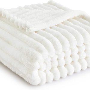 Bedsure Throw Blanket Living Room Home Decor- Gift for Mom W...