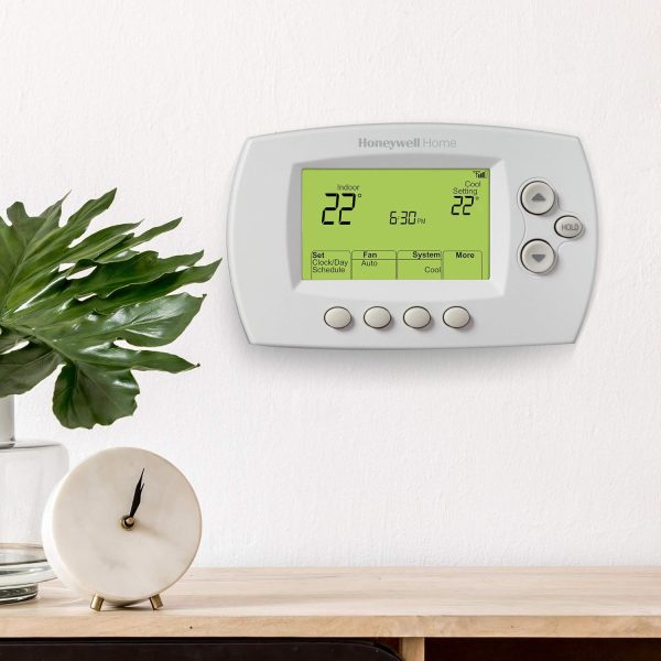 Honeywell Home Wi-Fi 7-Day Programmable Thermostat (RTH6580W... - Image 4