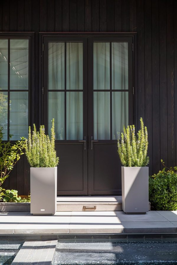 Veradek Block Series Short Indoor/Outdoor Pedestal Planter, ... - Image 4