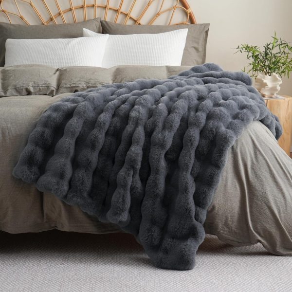 BENVWE Faux Fur Throw Blanket for Couch - Fluffy Soft Thick ... - Image 8